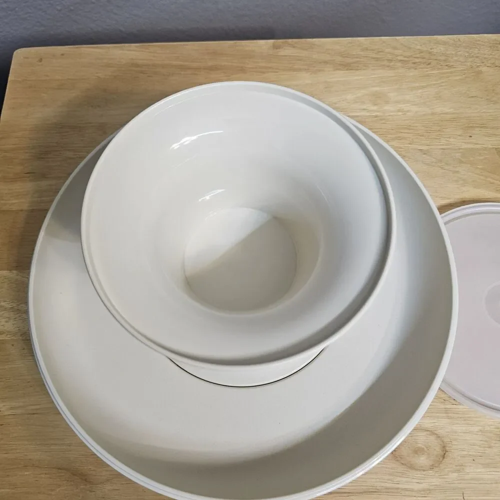 Tupperware Chip & Dip Serving Tray Bowl Set w/ Lid Almond White Vintage USA